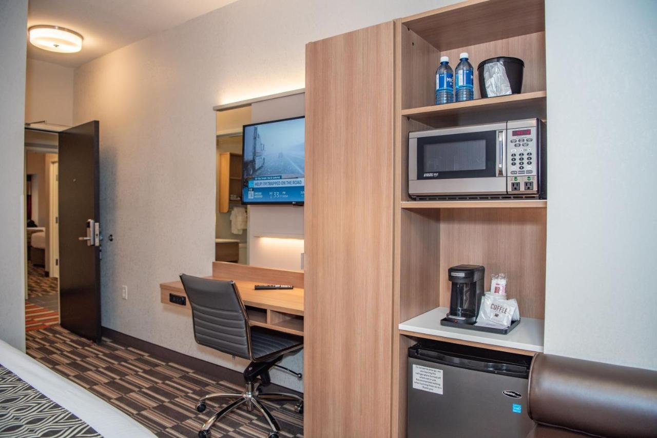 Microtel Inn & Suites By Wyndham Carlisle Εξωτερικό φωτογραφία